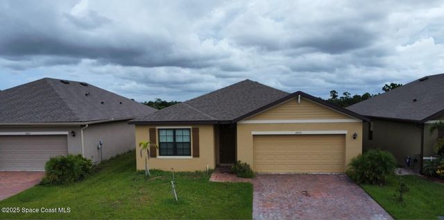 2073 Farmhouse Road SE, Palm Bay, FL 32909