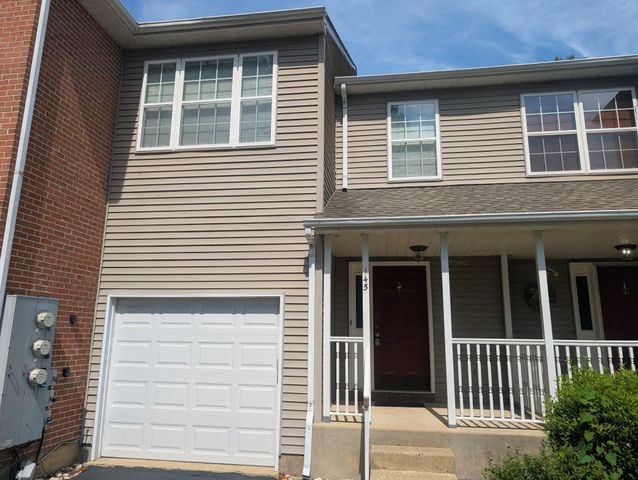 145 BISHOPS GATE LN, Doylestown, PA 18901