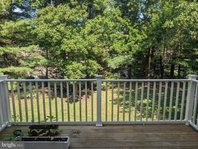 145 BISHOPS GATE LN, Doylestown, PA 18901