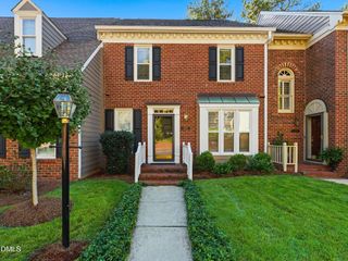 623 Crabbery Lane, Raleigh, NC 27609
