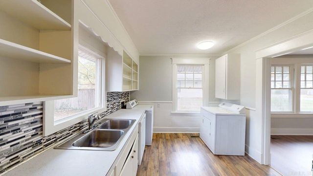 409 Mitchell Street, Conway, AR 72034