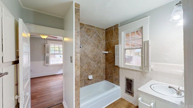 409 Mitchell Street, Conway, AR 72034