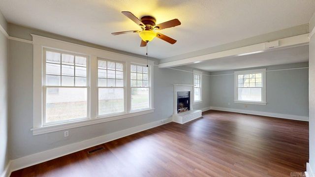 409 Mitchell Street, Conway, AR 72034