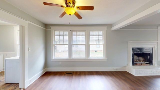 409 Mitchell Street, Conway, AR 72034