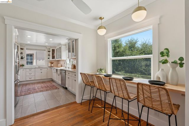815 Portal Ave, Oakland, CA 94610