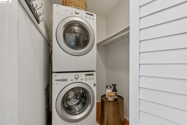 815 Portal Ave, Oakland, CA 94610