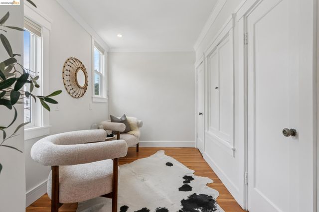 815 Portal Ave, Oakland, CA 94610