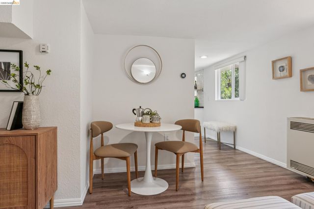 815 Portal Ave, Oakland, CA 94610
