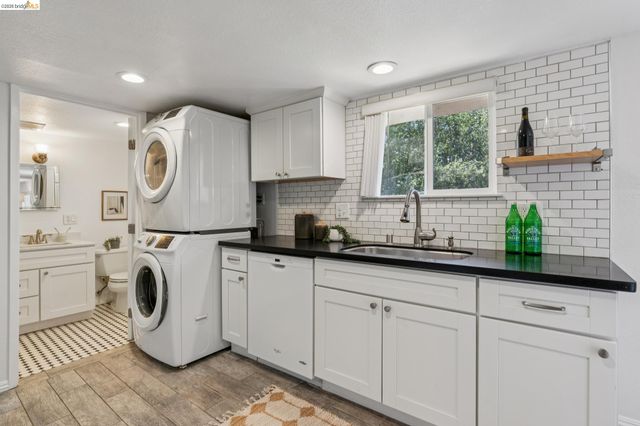 815 Portal Ave, Oakland, CA 94610