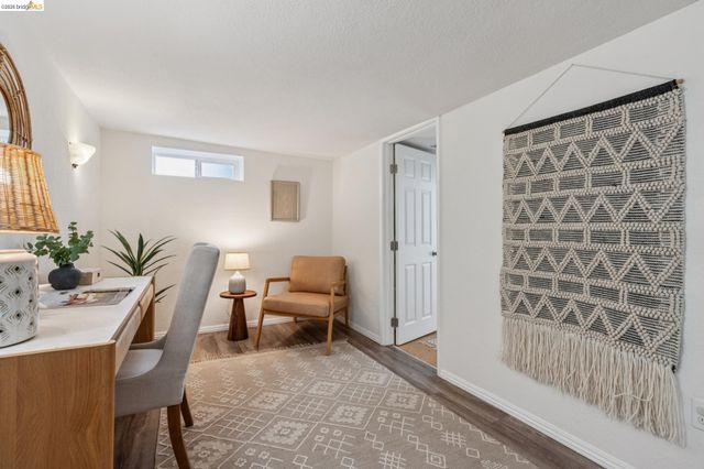 815 Portal Ave, Oakland, CA 94610