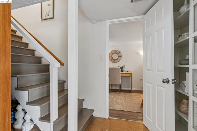 815 Portal Ave, Oakland, CA 94610
