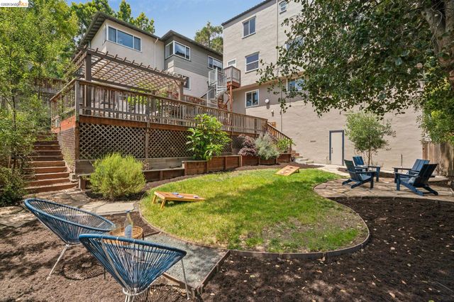 815 Portal Ave, Oakland, CA 94610