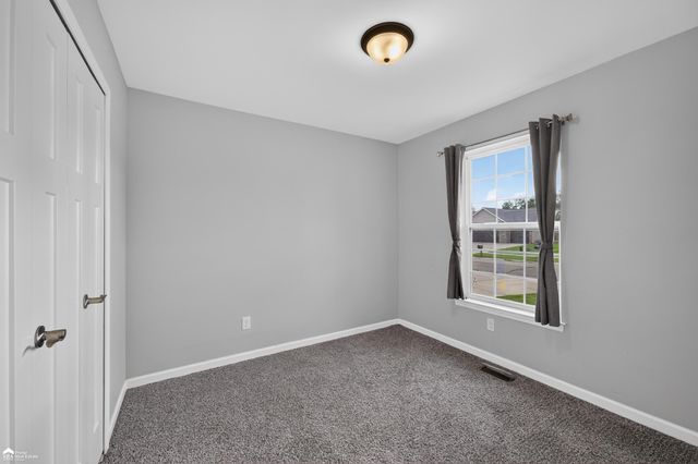 1419 Pondview Drive, Davison, MI 48423