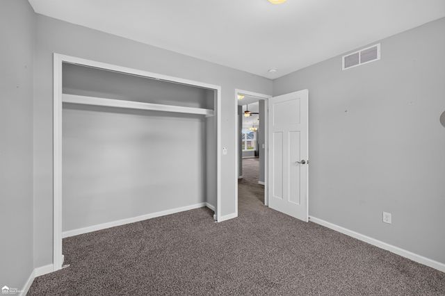 1419 Pondview Drive, Davison, MI 48423