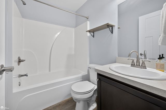 1419 Pondview Drive, Davison, MI 48423