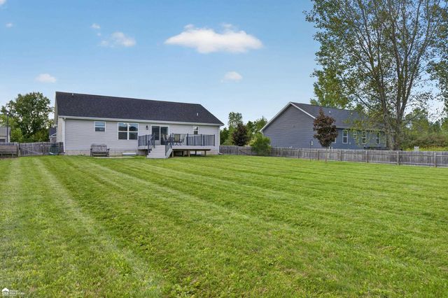 1419 Pondview Drive, Davison, MI 48423