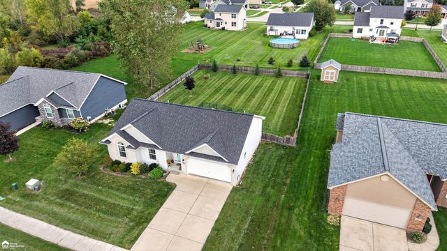 1419 Pondview Drive, Davison, MI 48423