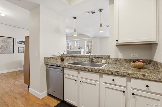 1699 N Downing Street 106, Denver, CO 80218