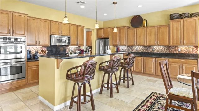 923 Union, Cherry Valley, CA 92223