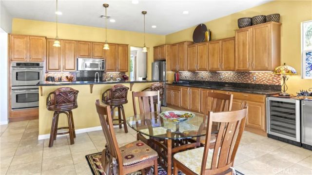 923 Union, Cherry Valley, CA 92223