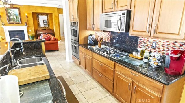 923 Union, Cherry Valley, CA 92223