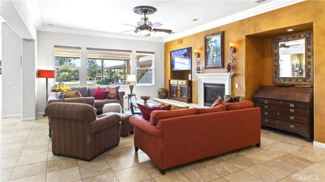 923 Union, Cherry Valley, CA 92223