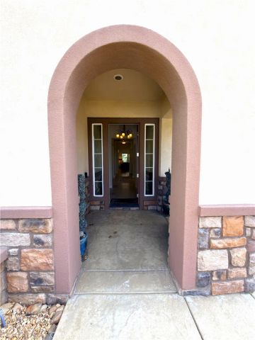 923 Union, Cherry Valley, CA 92223