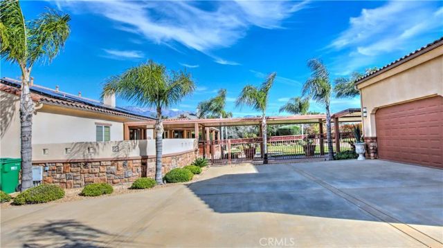923 Union, Cherry Valley, CA 92223