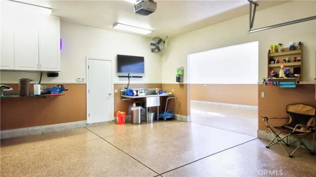 923 Union, Cherry Valley, CA 92223