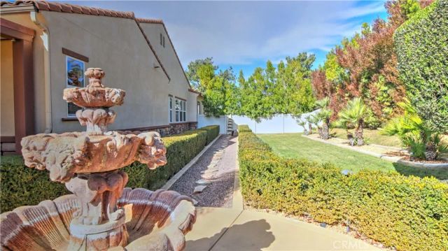 923 Union, Cherry Valley, CA 92223