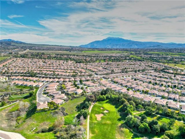 923 Union, Cherry Valley, CA 92223
