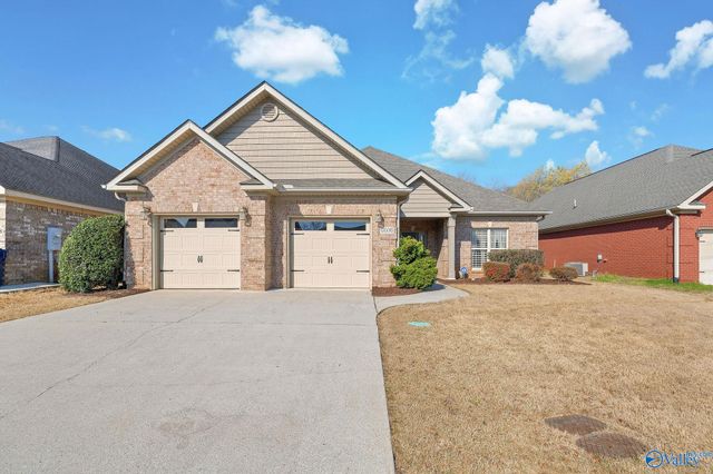 6606 Lizzie Lane SE, Owens Cross Roads, AL 35763