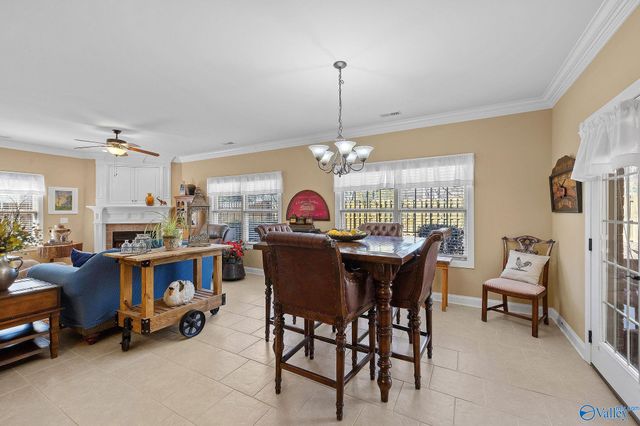 6606 Lizzie Lane SE, Owens Cross Roads, AL 35763