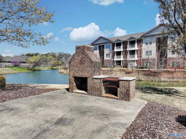 6606 Lizzie Lane SE, Owens Cross Roads, AL 35763