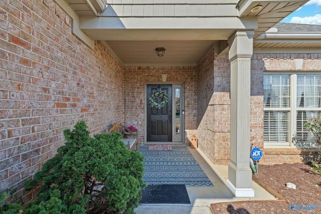 6606 Lizzie Lane SE, Owens Cross Roads, AL 35763