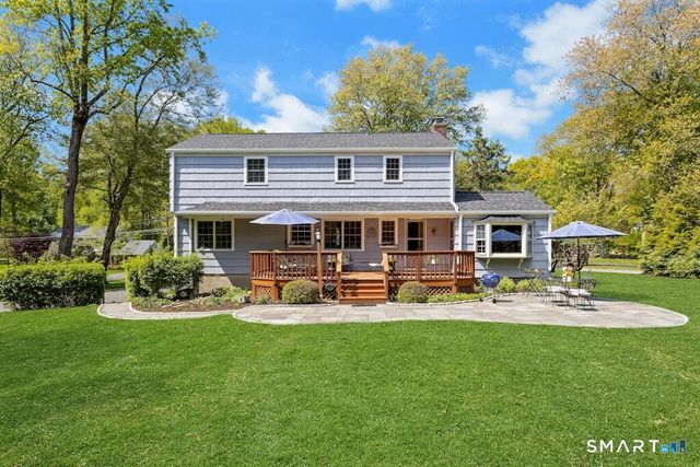 1090 Galloping Hill Road, Fairfield, CT 06824