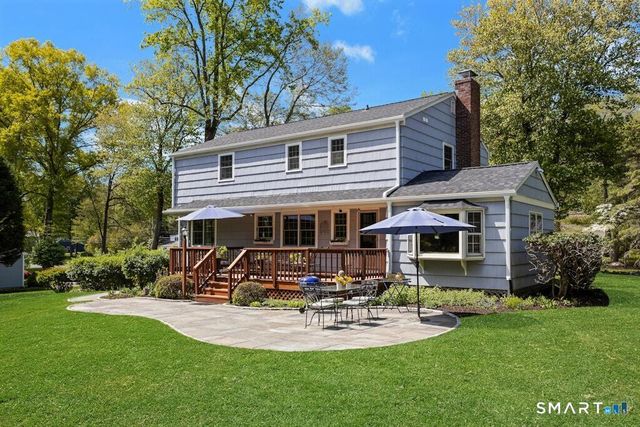 1090 Galloping Hill Road, Fairfield, CT 06824