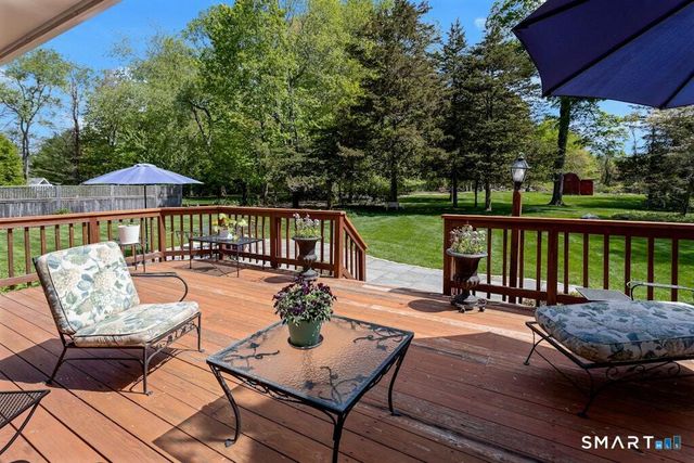 1090 Galloping Hill Road, Fairfield, CT 06824