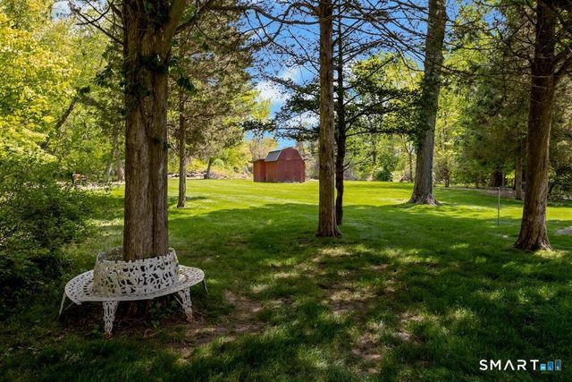 1090 Galloping Hill Road, Fairfield, CT 06824