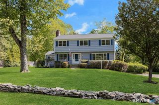 1090 Galloping Hill Road, Fairfield, CT 06824