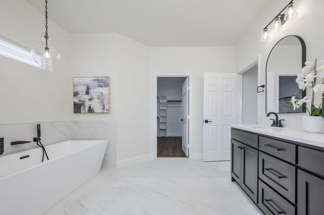 2352 County Road 1112, Farmersville, TX 75442