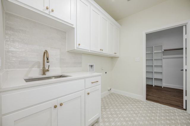 2352 County Road 1112, Farmersville, TX 75442