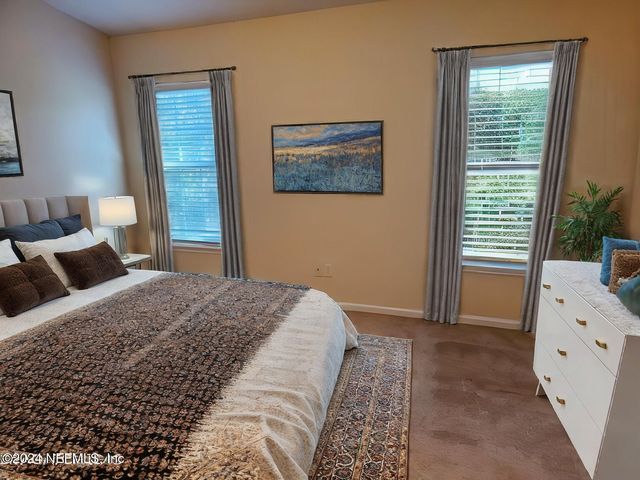 1881 BISCAYNE BAY Circle, Jacksonville, FL 32218