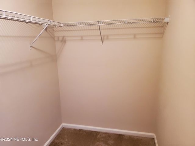 1881 BISCAYNE BAY Circle, Jacksonville, FL 32218