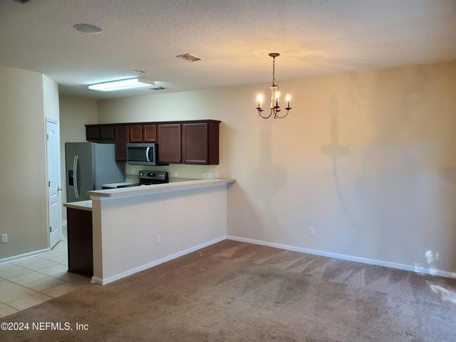 1881 BISCAYNE BAY Circle, Jacksonville, FL 32218