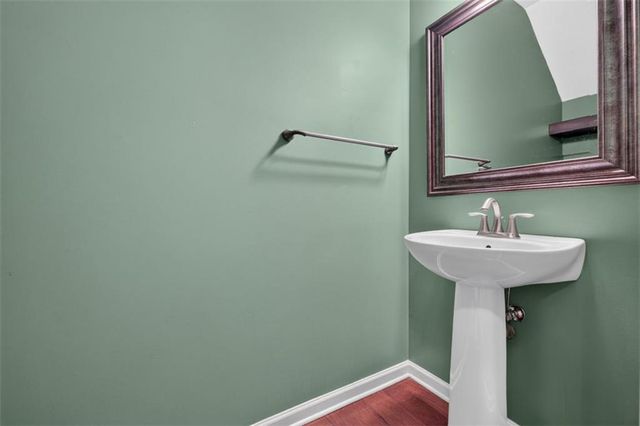 1572 NE Lenox Overlook Road NE, Atlanta, GA 30329