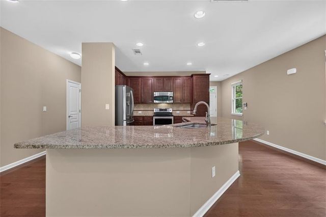 1572 NE Lenox Overlook Road NE, Atlanta, GA 30329
