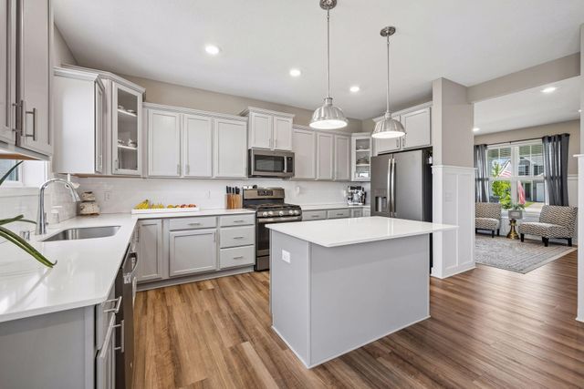 19302 Meadow View Lane, Maple Grove, MN 55311