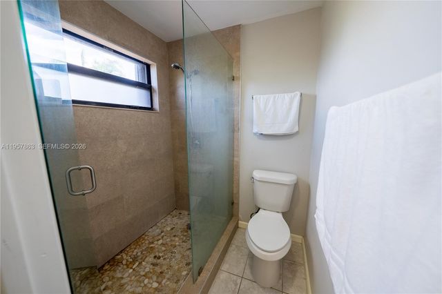 15552 SW 48th St, Miami, FL 33185