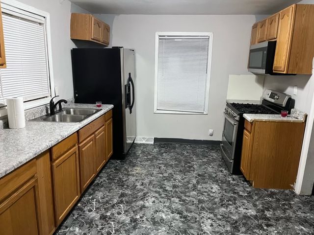 14606 Myrtle Avenue, Harvey, IL 60426